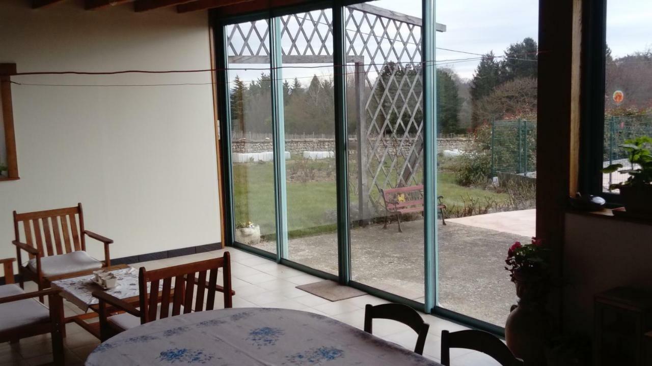 Gite De La Roseraie Louchy-Montfand Exterior photo